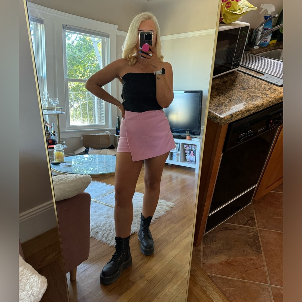 Pink Zara skort